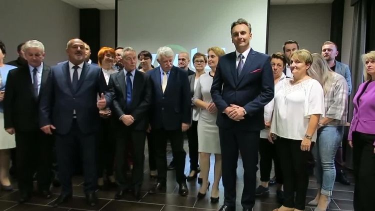 porozumienie_samorzadowe_dobry_wybor_26_wrzesnia_2018_cz_i_zm.mp4