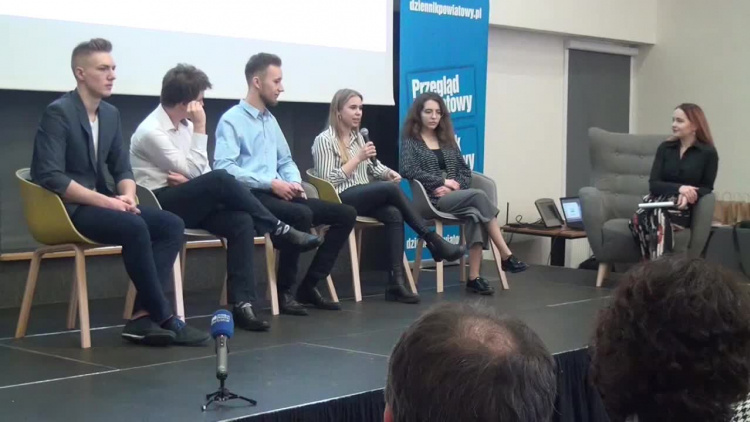 panel_mlodziezowy_-_konferencja_augustow_i_ziemia_augustowska_za_20_lat_szanse_i_zagrozenia.mp4