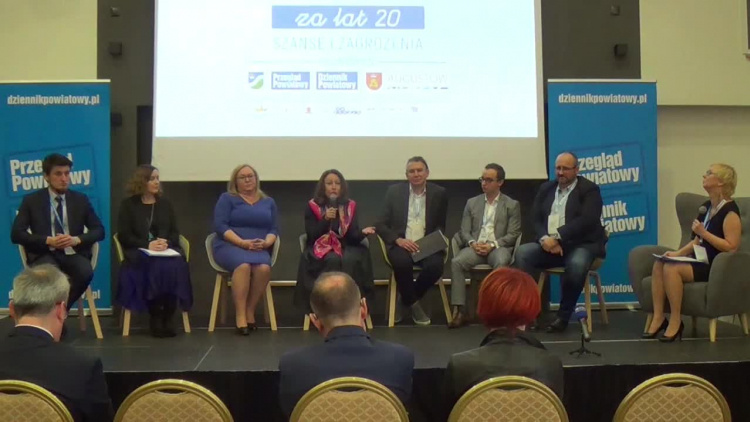 panel_kultura_-_konferencja_augustow_i_ziemia_augustowska_za_20_lat_szanse_i_zagrozenia.mp4