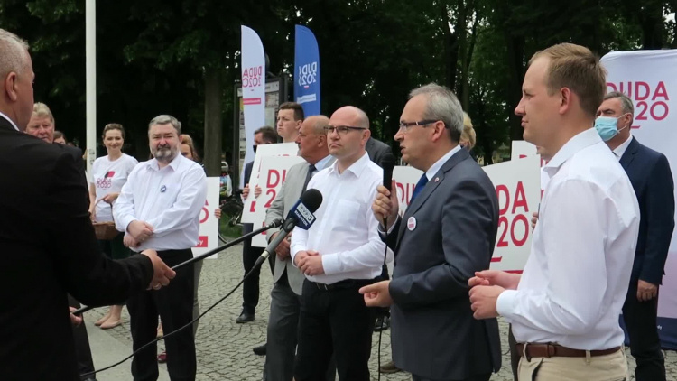 wiec_poparcia_andrzeja_dudy_13_czerwca_2020_cz_2_zm.mp4