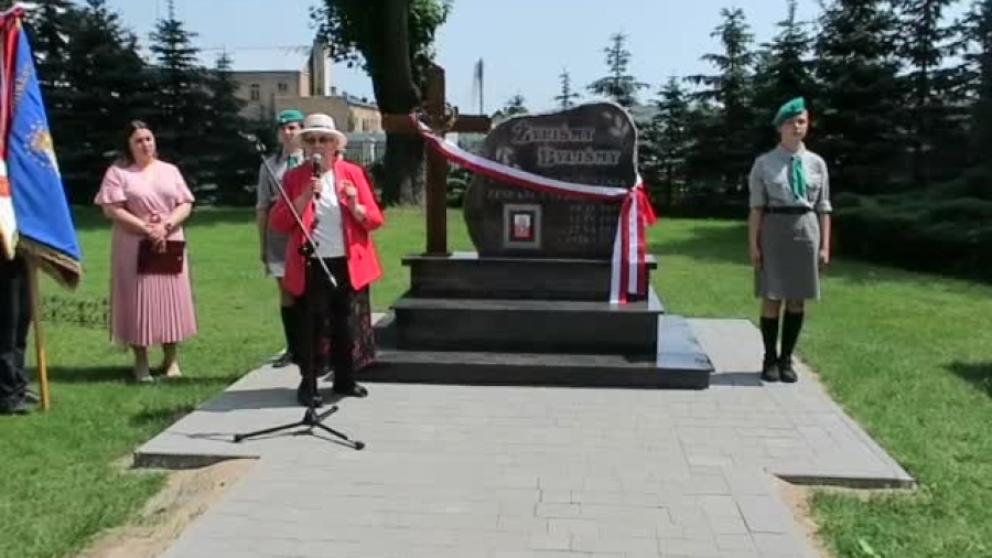 pomnik-sybirakow-2-barbara-czartoszewska.mp4